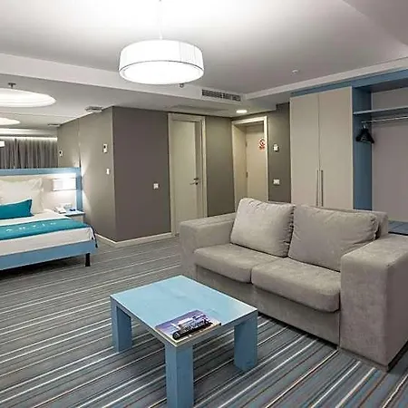 Atlantic Garden Hotel