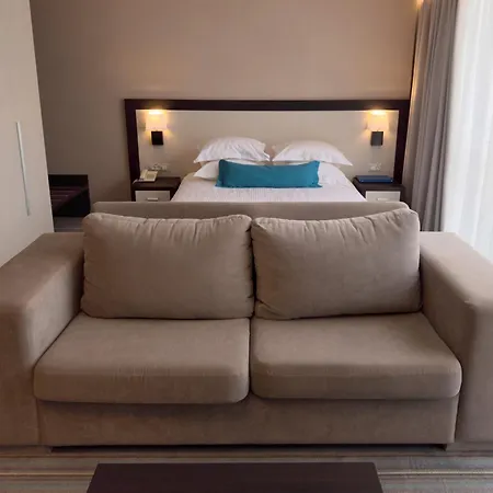 Atlantic Garden Hotel